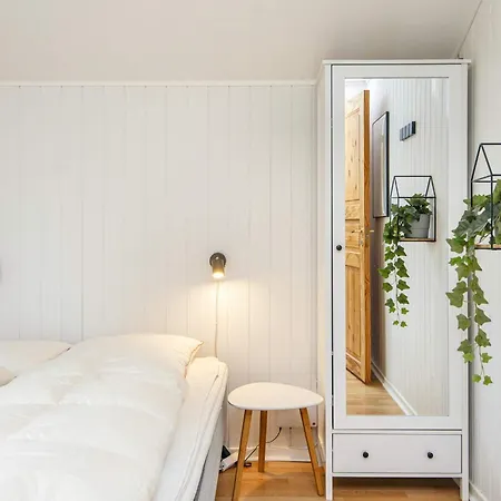 بيت للعطل 6 Person In *