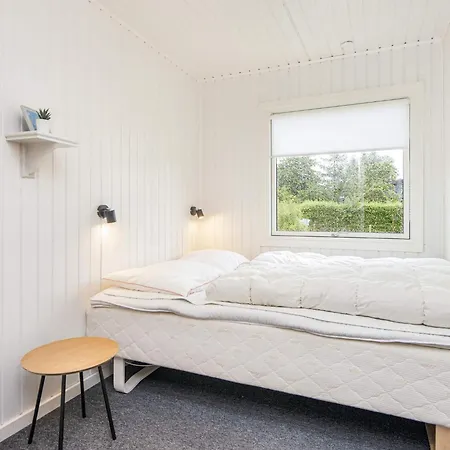 بيت للعطل 6 Person In Hejls